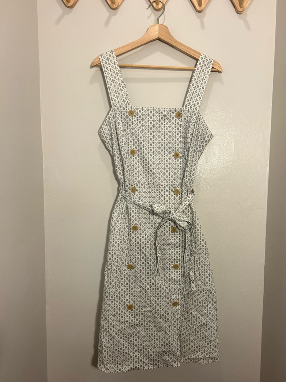 Spring Jumper with geometric pattern